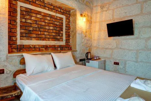 Ceran Stone House