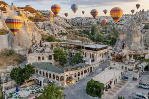 Kayatas Cave Suites