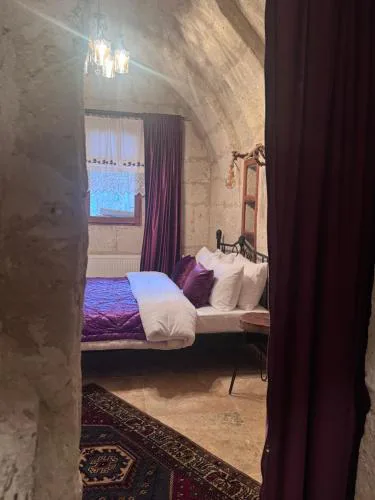 Cemil Köyü Cave House