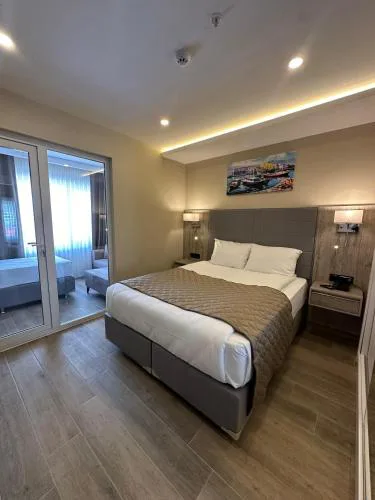 Parla Park Otel
