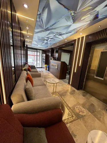 Elegrand Hotel