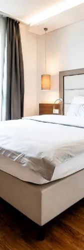 Ahmed Teacher's hotel, including breakfast, closest to the airport