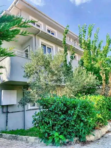 Ahmet Teacher's villa is 6 minutes from Istanbul airport