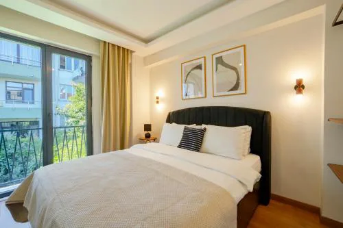 3-Bedroom 2-Bathroom Duplex Apartment with Elevator