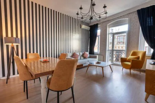 5 Apartment Galata