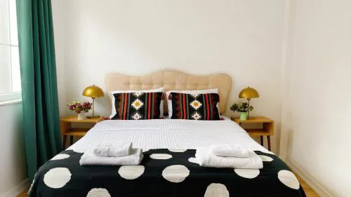 Cozy Taksim Family Flat