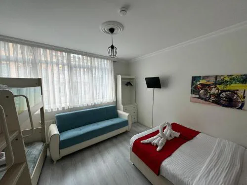 Istanberry - Scarlet Three Bedroom Apartments