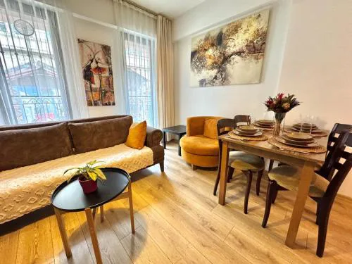 Stylish Apartment in the Heart of Istanbul 2 Min to Istiklal