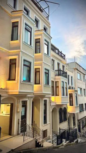 Royal Pera Taksim