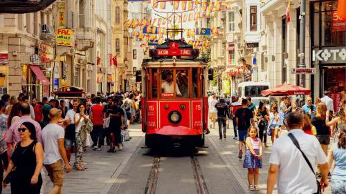 Taksim Square Leon's Hotel