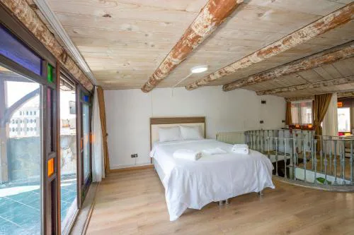 TaksimAntiqueOtel