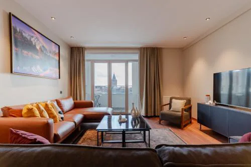 Two-Bedroom Family Suite in Managed Aparthotel - Galata Tower View with Elevator