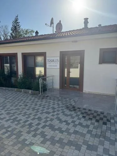 Troilus Park House