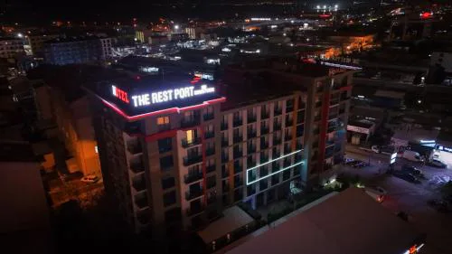 The Rest Port Nd Downtown