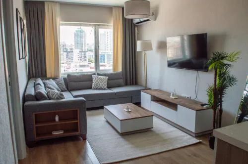 Luxe Suite AI28