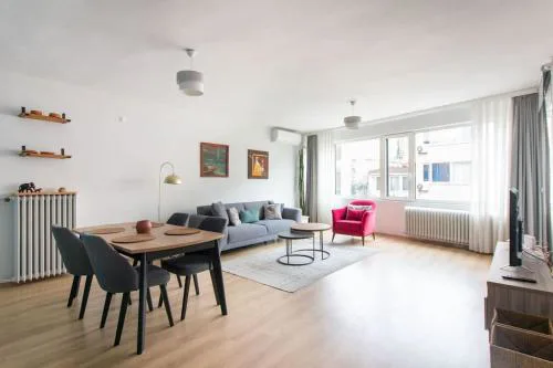 2BR Bright Kadıköy Apartment & AC in Every Room