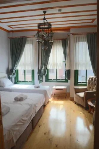 3 Floor History Mansion