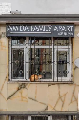 Amida Family apart