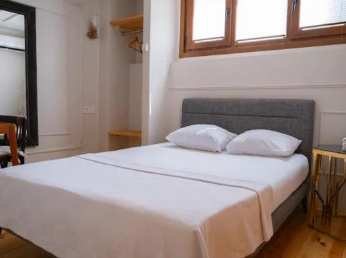 Balat Tarihin içinden Pink Home 1