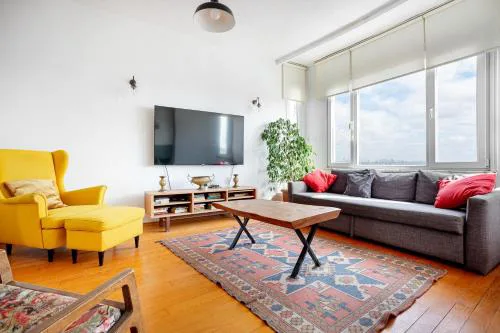 Bosphorus view, central location