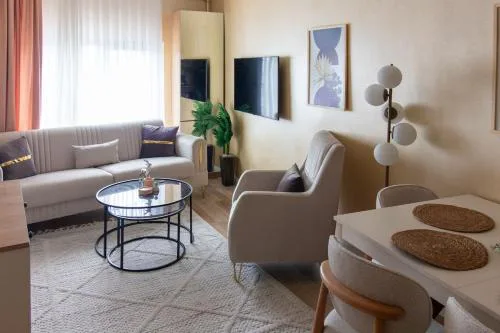 Brand-New Stylish 2BR by the Coast in Yedikule