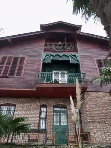 Büyükada Al Köşk