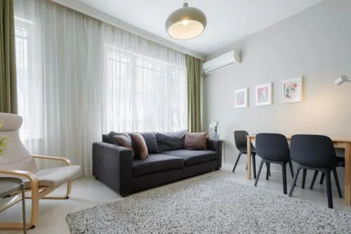Chic Apartment Walk to Maçka Park Nişantaşı