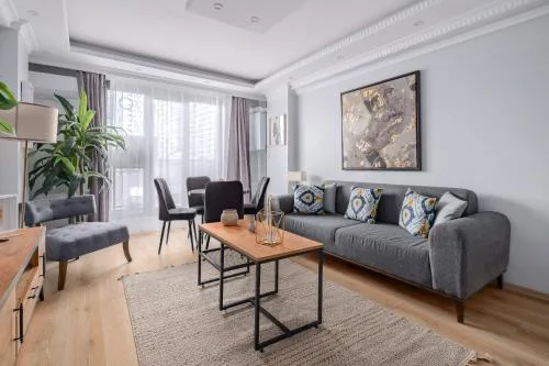 Stylish City Apartment High-Speed WiF Elevator
