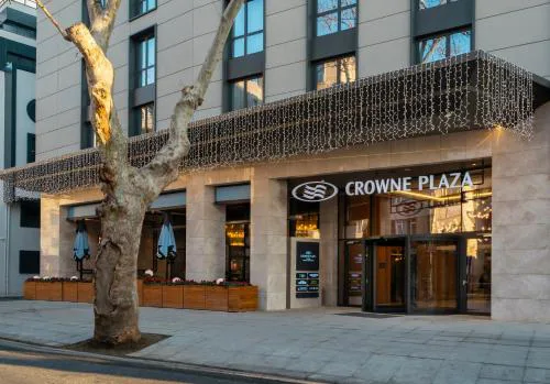 Crowne Plaza Istanbul - Ortakoy Bosphorus by IHG