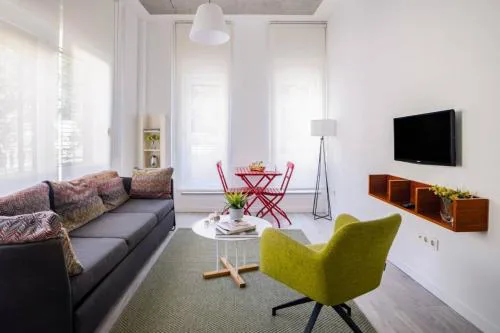 Cute Compact 1Bd1Bath Gem Shared Terrace! #397