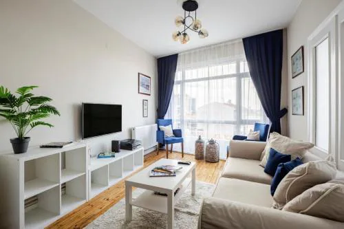 Elegant 3BD Bosphorus Views Chic Kadıkoy Home #384