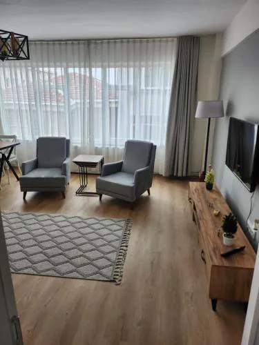 Fully Renovated apartment