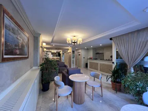 Gul Hotel