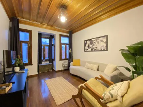Historic Lütfi Pasha House in Balat 2BR