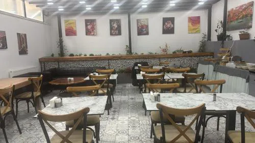 Hotel Almina İnn