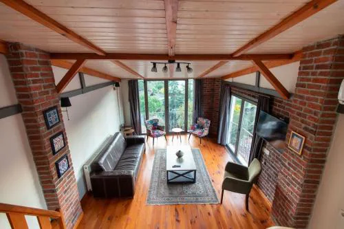 Kuzguncuk Retreat W Stunning Views and Local Charm