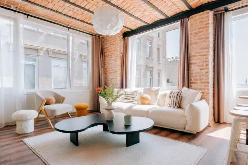 Luxury Flat Next to Galata and Metro w City View