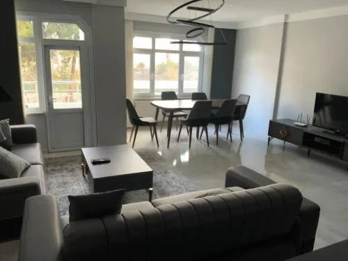 Luxury Z-Apart Family Homes 2 Bedrooms WIFI near Metro Zeytinburnu Istanbul