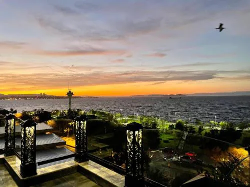 Marmara Konak Old City