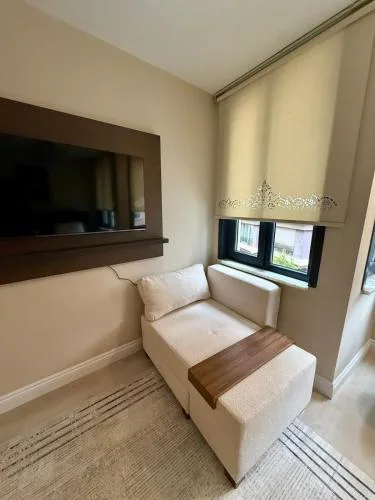 MEYS Apartment 2
