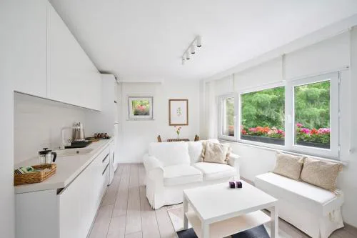 Modern Bright Cozy 1bed1bath Hidden Gem! #79