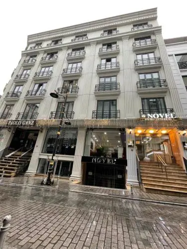 Novelty Hotel