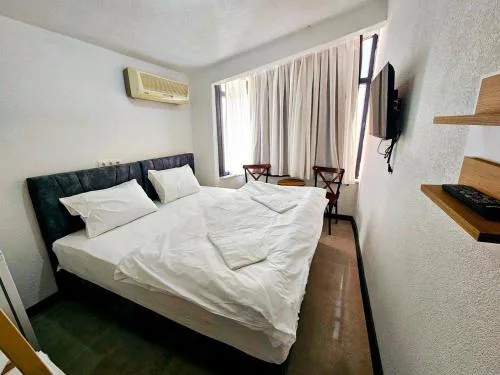 Noya Suites