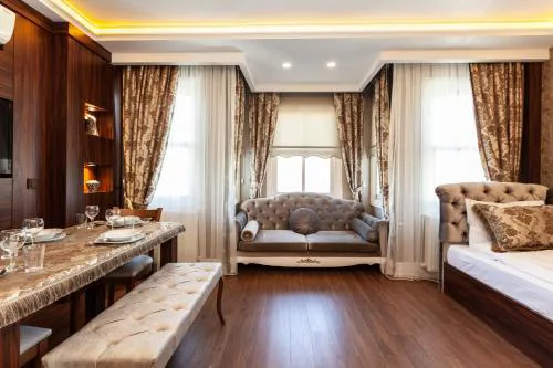 Rose Apartments