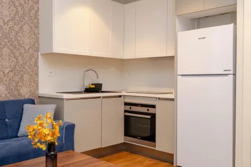 Spacious New-Build Apartment with 3 Bedrooms and 2 Bathrooms, Minutes from Taksim Square