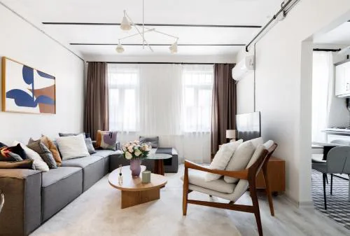 Elegant Flat Near Istiklal Stylish Central