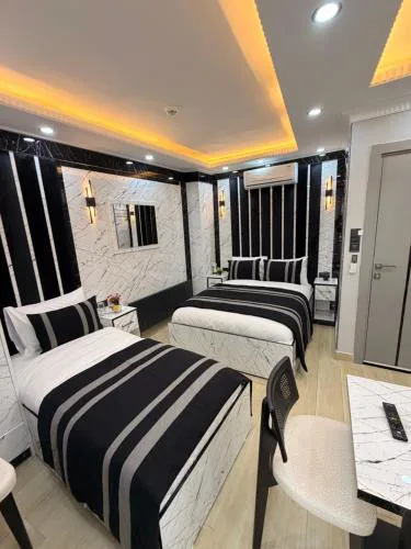 TAKSİM LARİSSA HOUSe