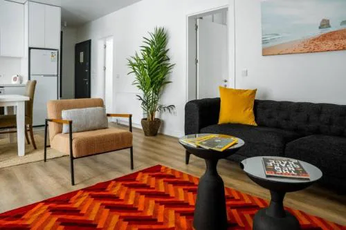 Trendy 2BD Cozy Modern Bebek Home! #415
