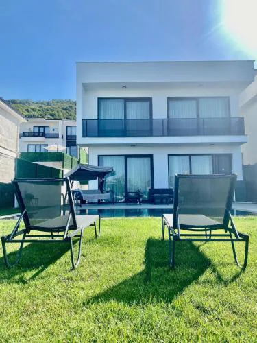 High Garden Villas