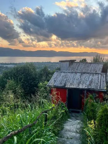 Sapanca Red Hobbit House